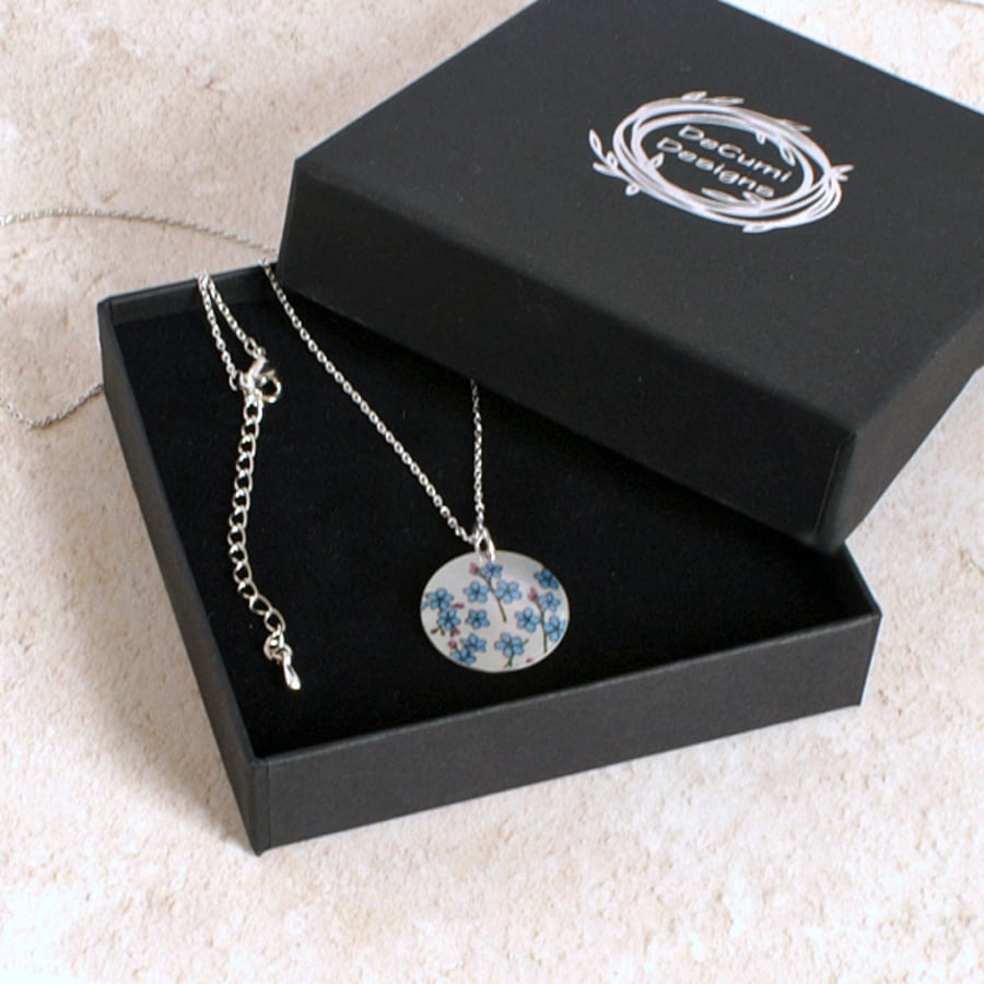 Forget Me Not necklace, 19mm floral pendant, handmade jewellery. P19-114
