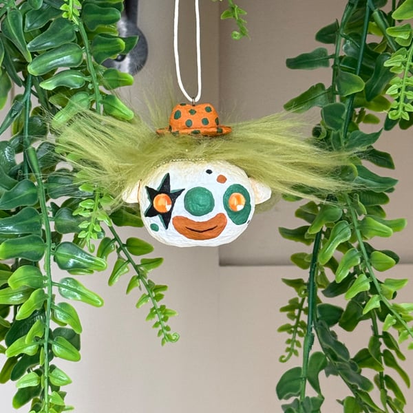 Spun Cotton Clown Hanger in Green