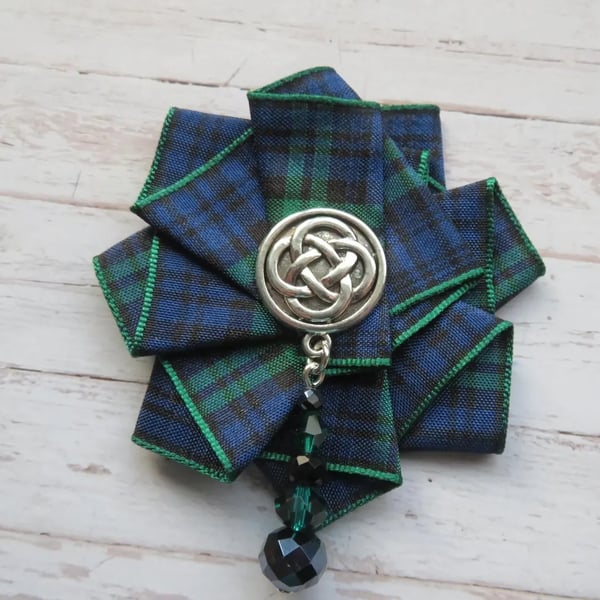 Black Watch Tartan Beaded Rosette – Handmade Scottish Heritage Clip or Brooch