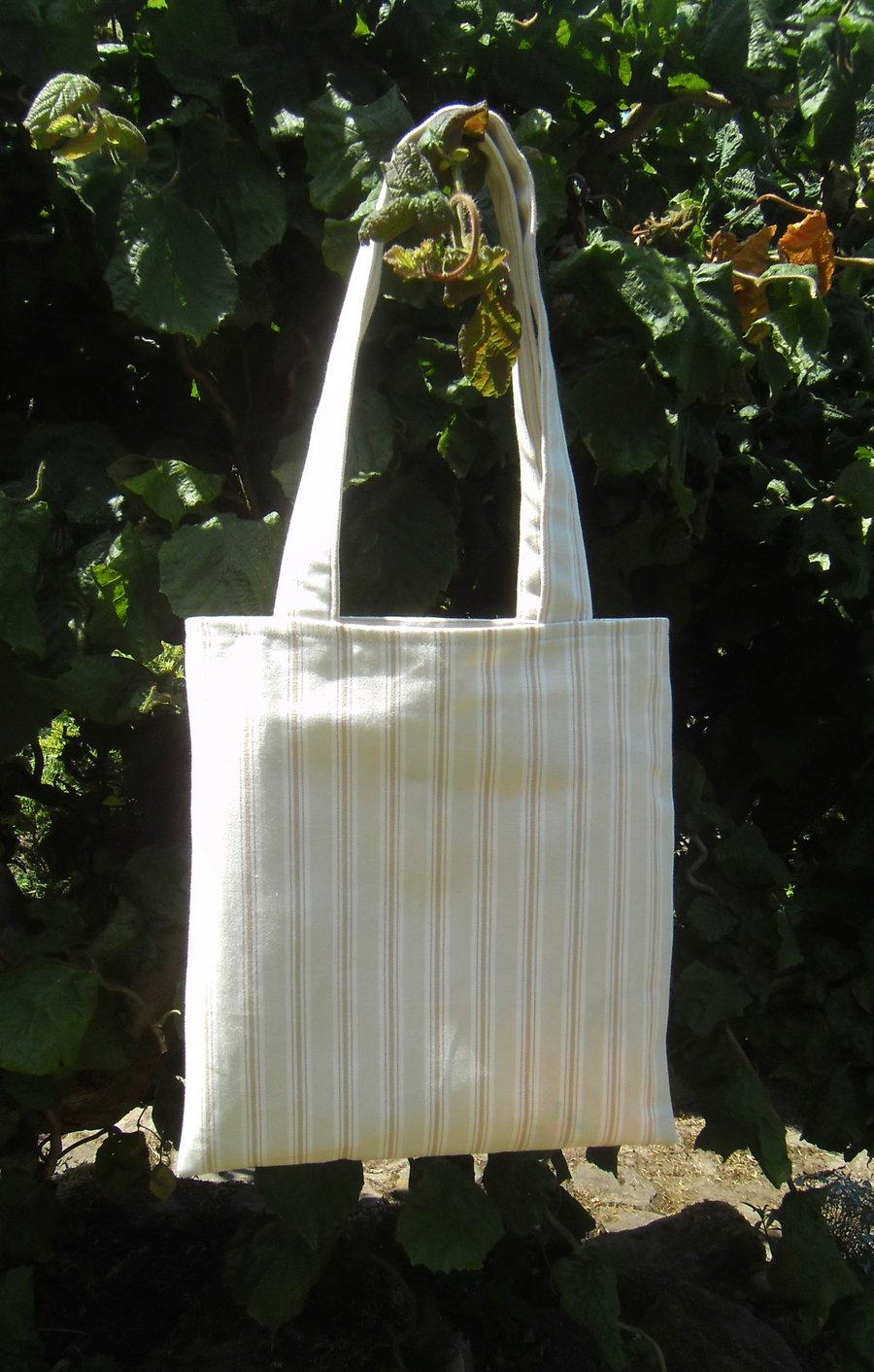Tote bag in strong cotton fabric with pretty lining