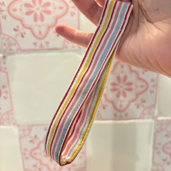 The 'Hannah' Wristlet