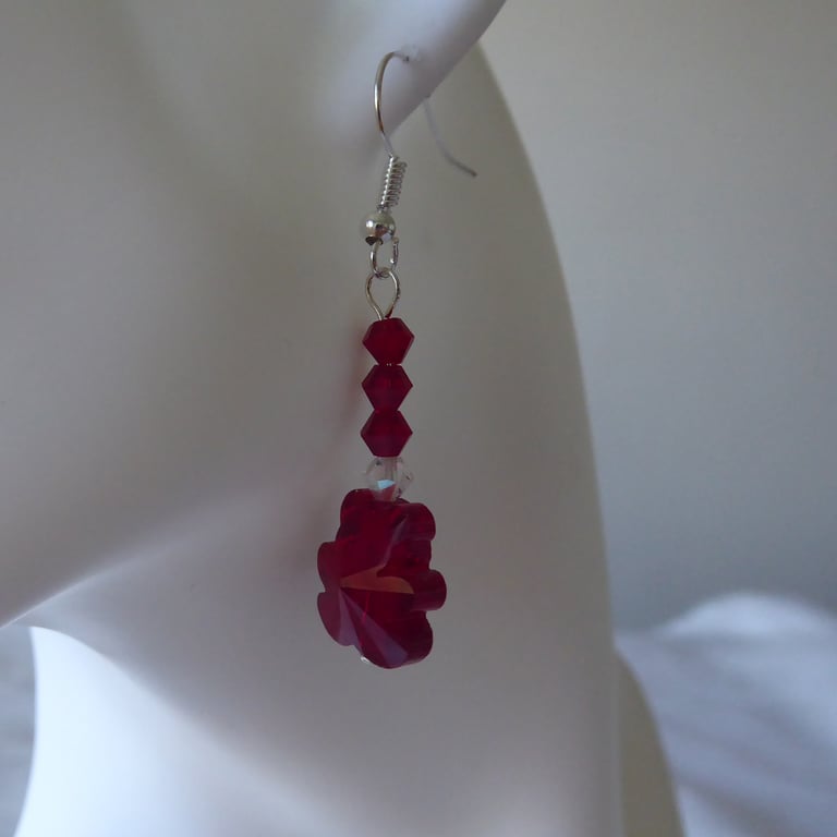  Pair of  Red Crystal Glass Teddy Bear Earrings 