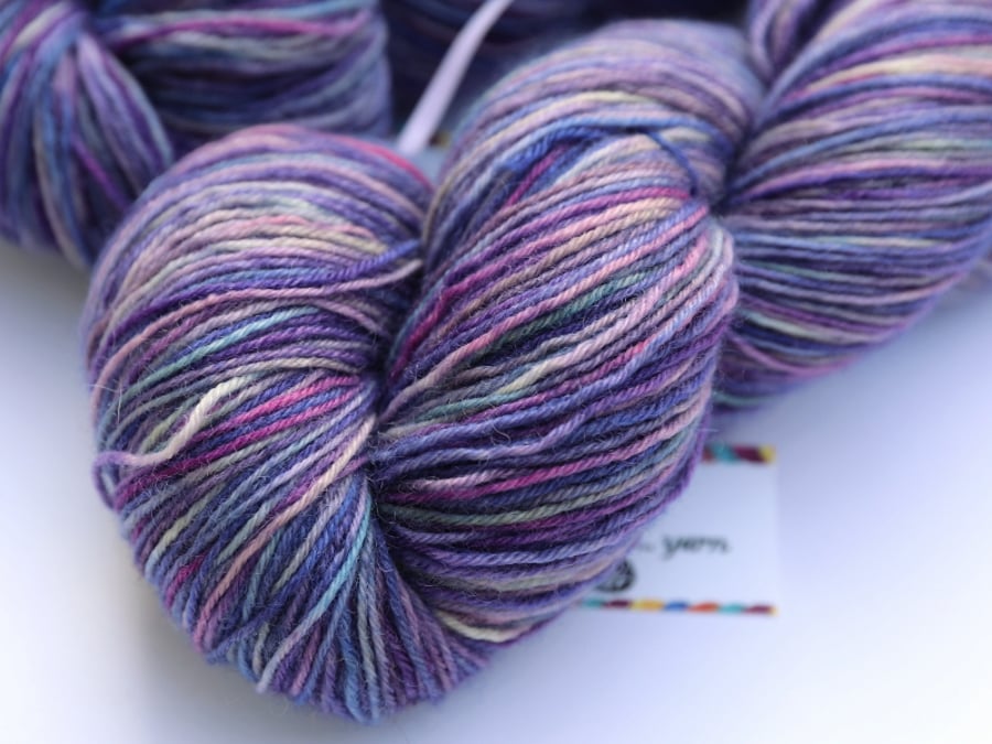 Spring is here - Superwash Bluefaced Leicester 4 ply yarn