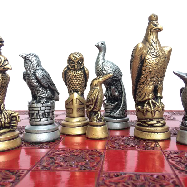 Bird Chess Pieces - Large Highly Detailed Iconic Chess Set - Metallic Effect