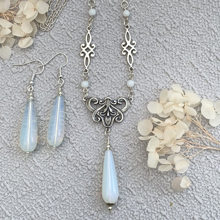 Vintage Style Moonstone Necklace and Earrings Set