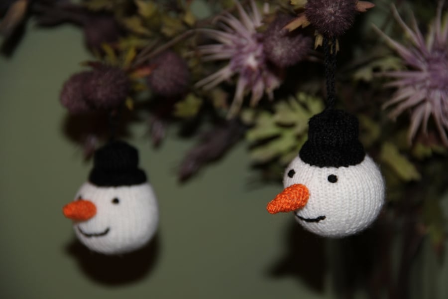 Jolly Snowman Christmas Bauble
