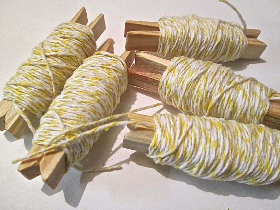 10mts Fine Yellow And White Bakers Twine 