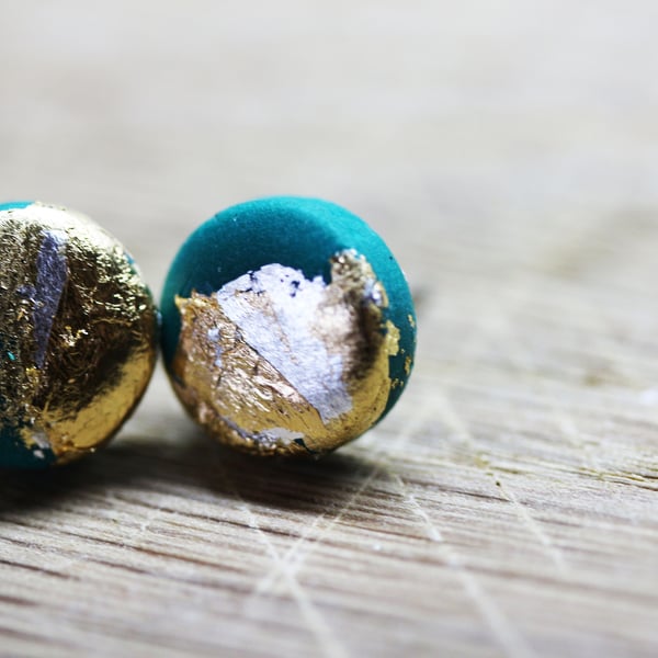  A Mermaid's treasure- earrings green, silver and gold