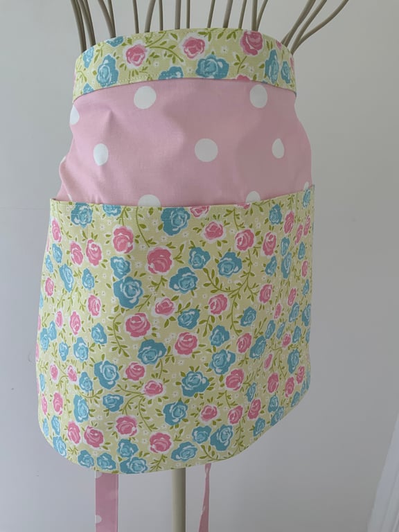 Cotton Floral Half Apron, Lined, Vendors Apron, Craft Apron, Gardening Apron