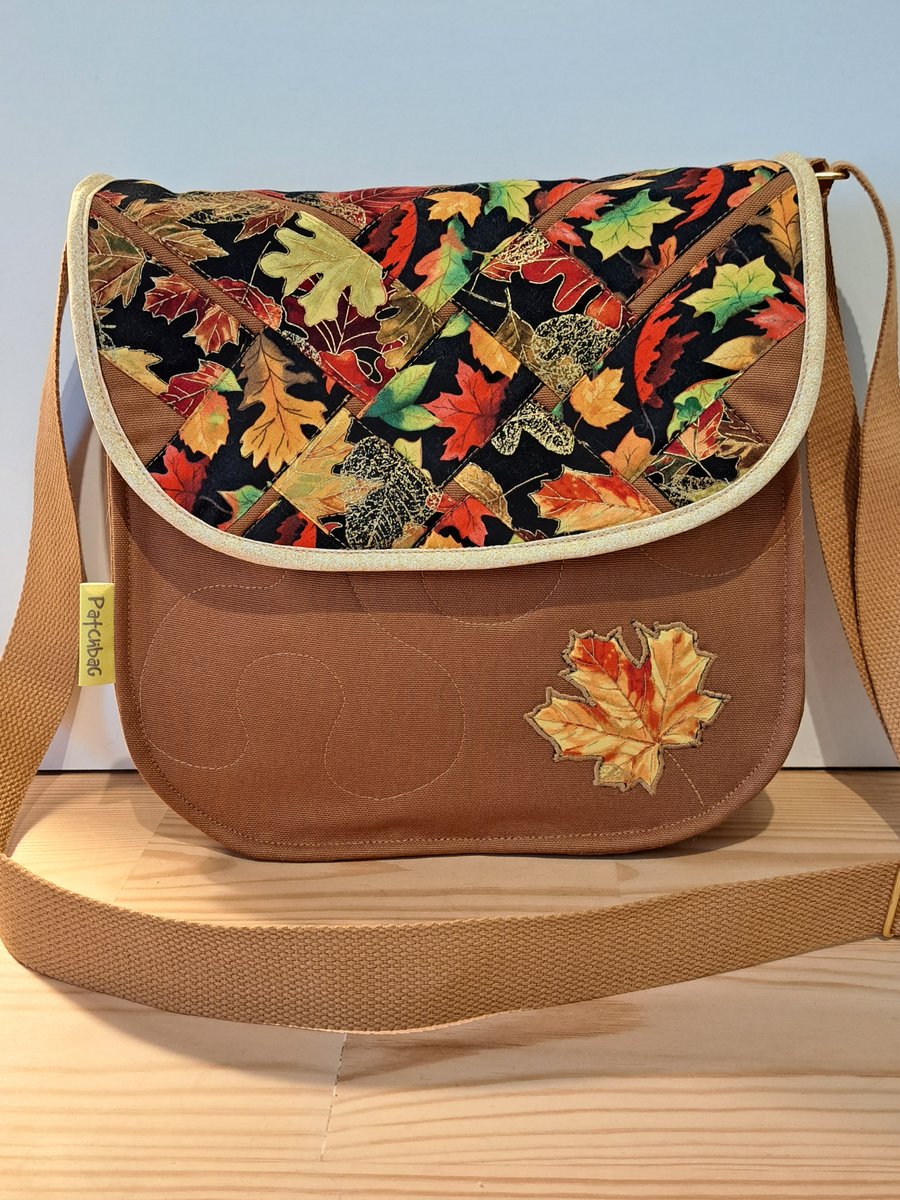 Patchwork handbag, Autumn leafs on fawn brown 