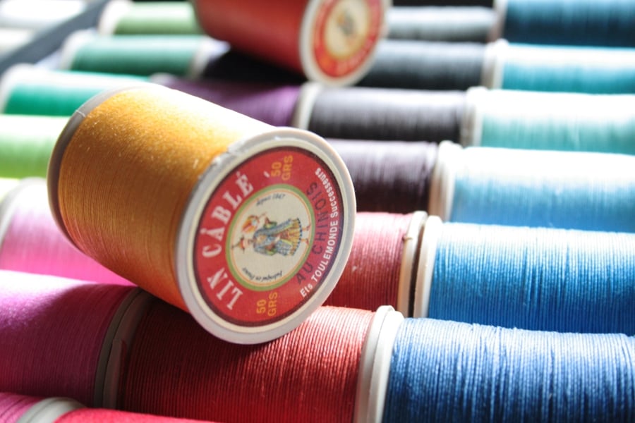 Fil Au Chinois Lin Cable No. 432, Coloured French Linen Thread, Leather Working