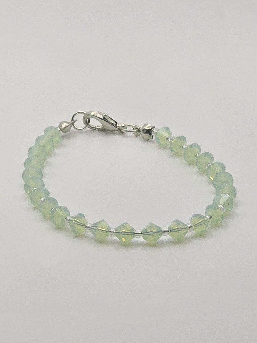 Preciosa Crystal Bracelet - Chrysolite Opal