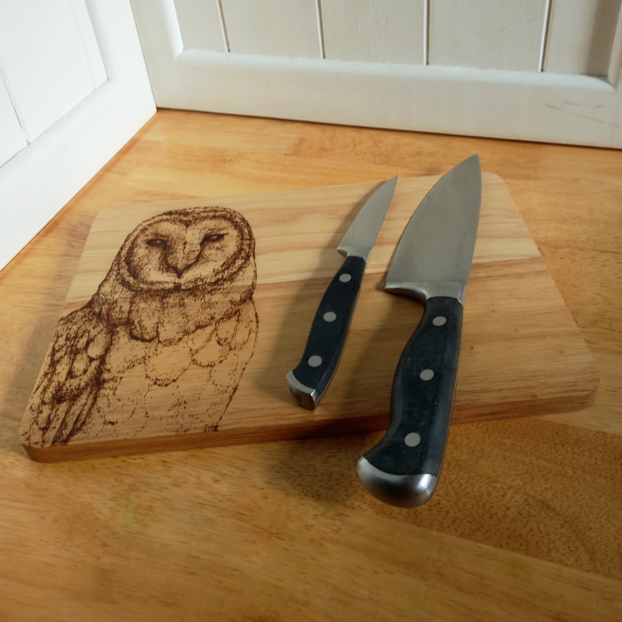 Pyrography barn owl wooden serving or chopping board