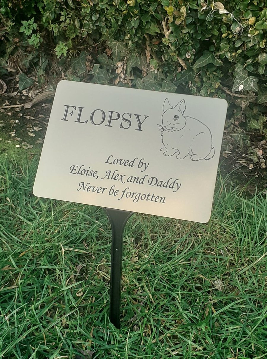 Personalised Engraved Pet Memorial Grave Marker Plaque Pet grave Dog Cat Rabbit