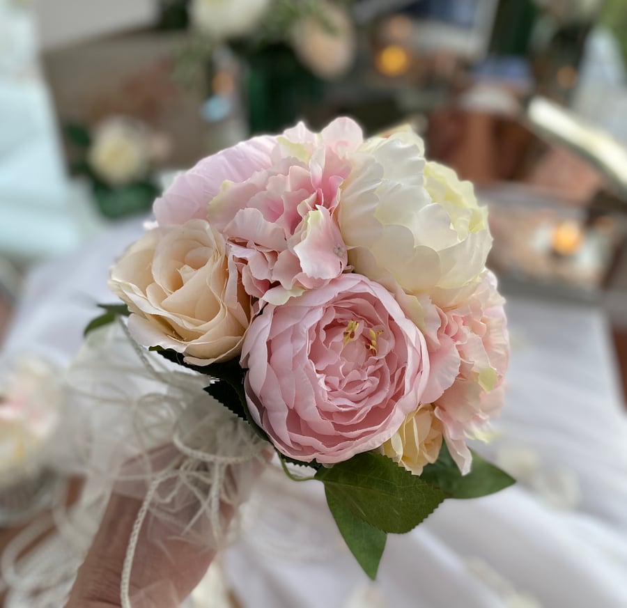 The Amelia bridal bouquet, silk bridal bouquet, silk wedding flowers