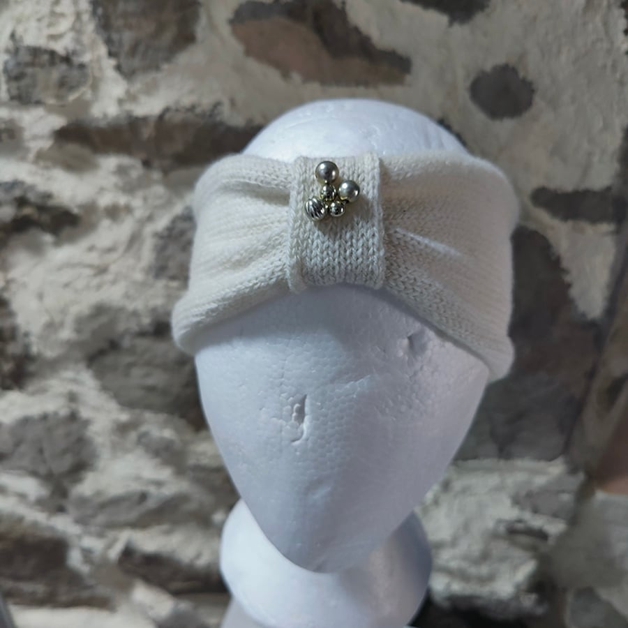 Winter white wool knitted headband. Knitted ready to post. Perfectly Imperfect.