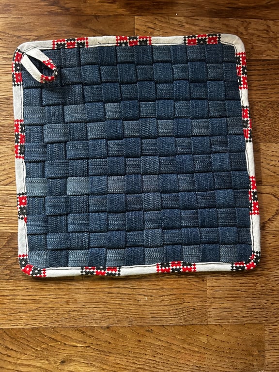 Denim woven potholder 