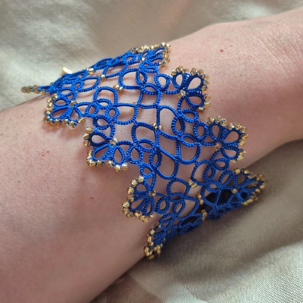 Royal Blue Lace Bracelet – Handmade Gold Beaded Tatting Jewellery