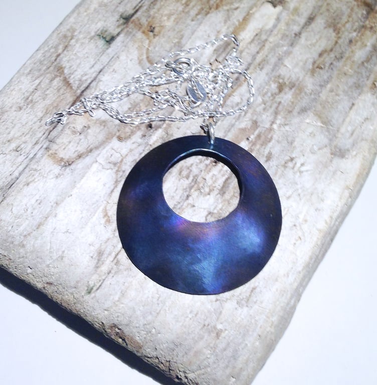  Handmade Coloured Titanium Circular Pendant Necklace - UK Free Post