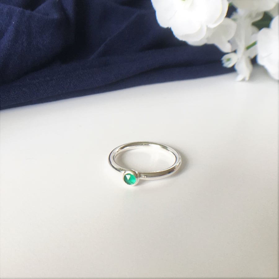 Rose Cut Green Onyx Cabochon Stacking Ring - Sterling Silver