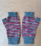 Gloves - hand knitted - fingerless - Image 3