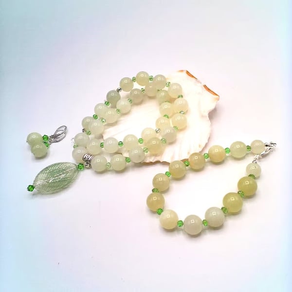 Olive Jade and Crystal Necklace with Hollow Glass Pendant Bracelet and Earrings 
