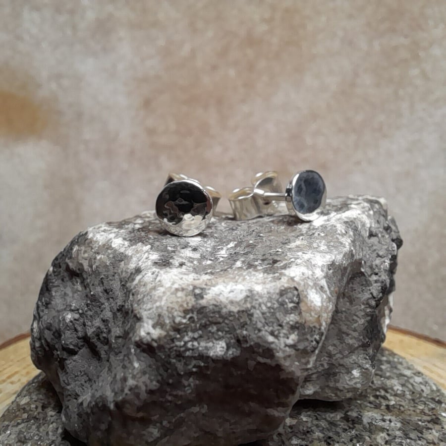 Recycled Sterling silver hammered round stud earrings