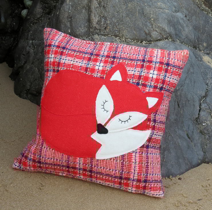 Little red fox. A fox cushion complete with fe... - Folksy