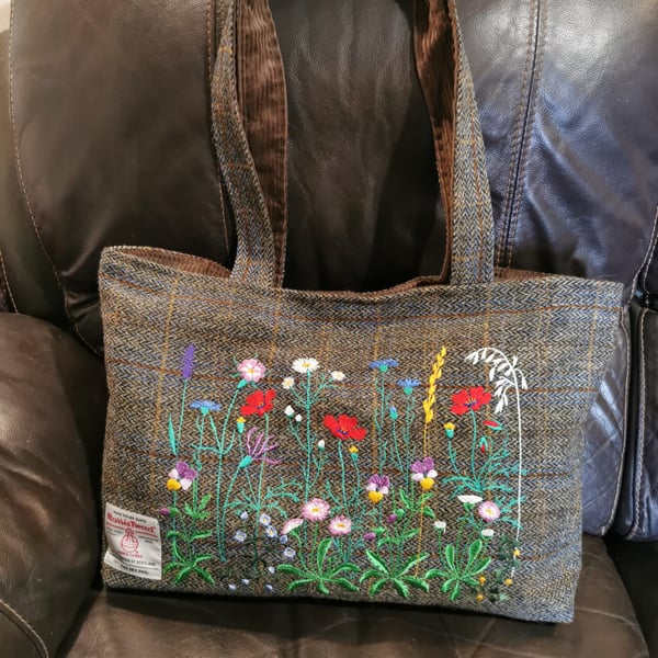 Harris Tweed large shopper with embroidered machair