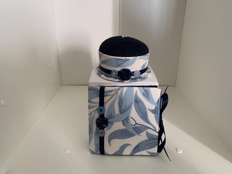 Pincushion and Needlebook Set