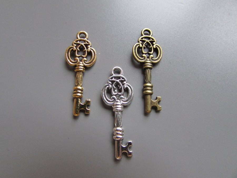 Steampunk Key Jewellery Charm x 2 LARP