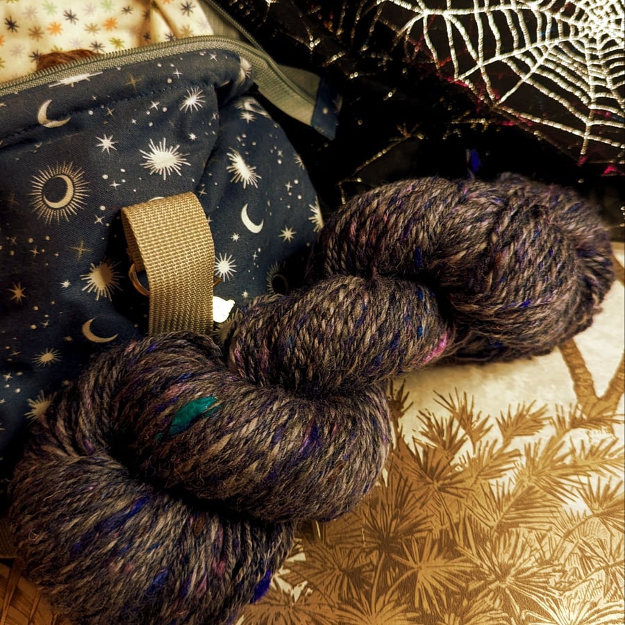Min Spies hand spun yarn – wool and silk