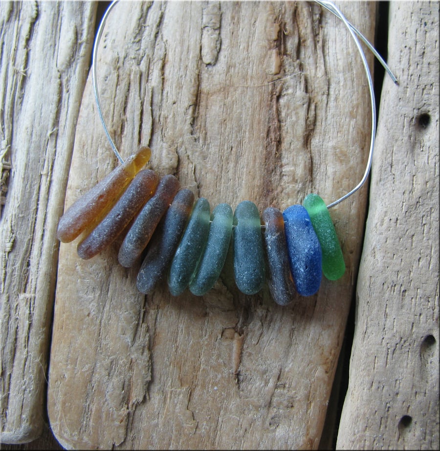 10 Natural sea glass beads, top drilled ,tinies, supplies (38)