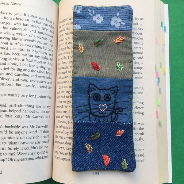 Handmade Fabric Bookmark - Cats - Autumn leaves - Book accessories
