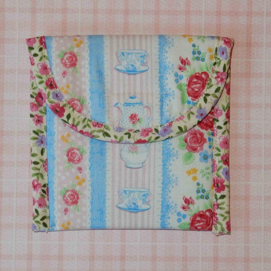 Tea bag wallet - Tea cups and floral