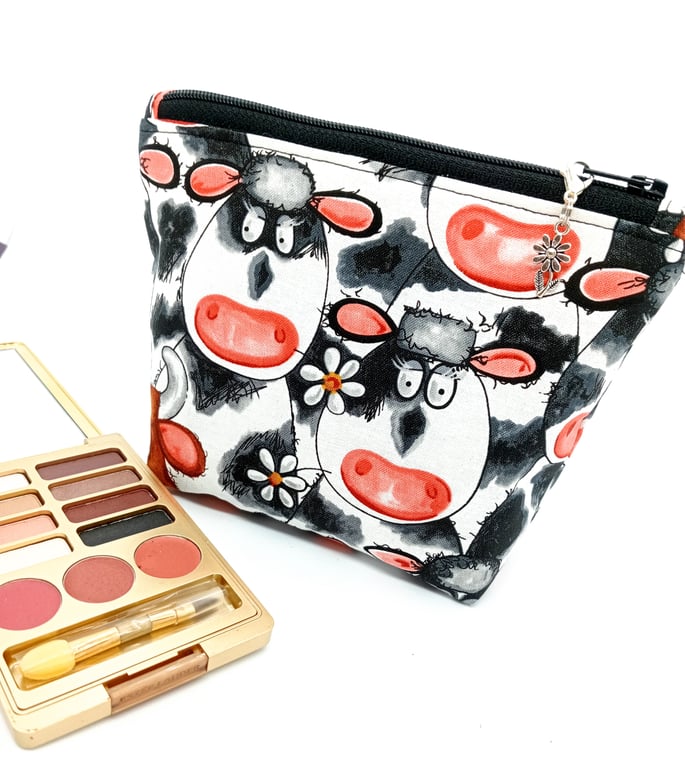 Moo Cows make up bag 108P