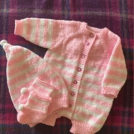 Baby girl's onesie set - 0 - 3 mths