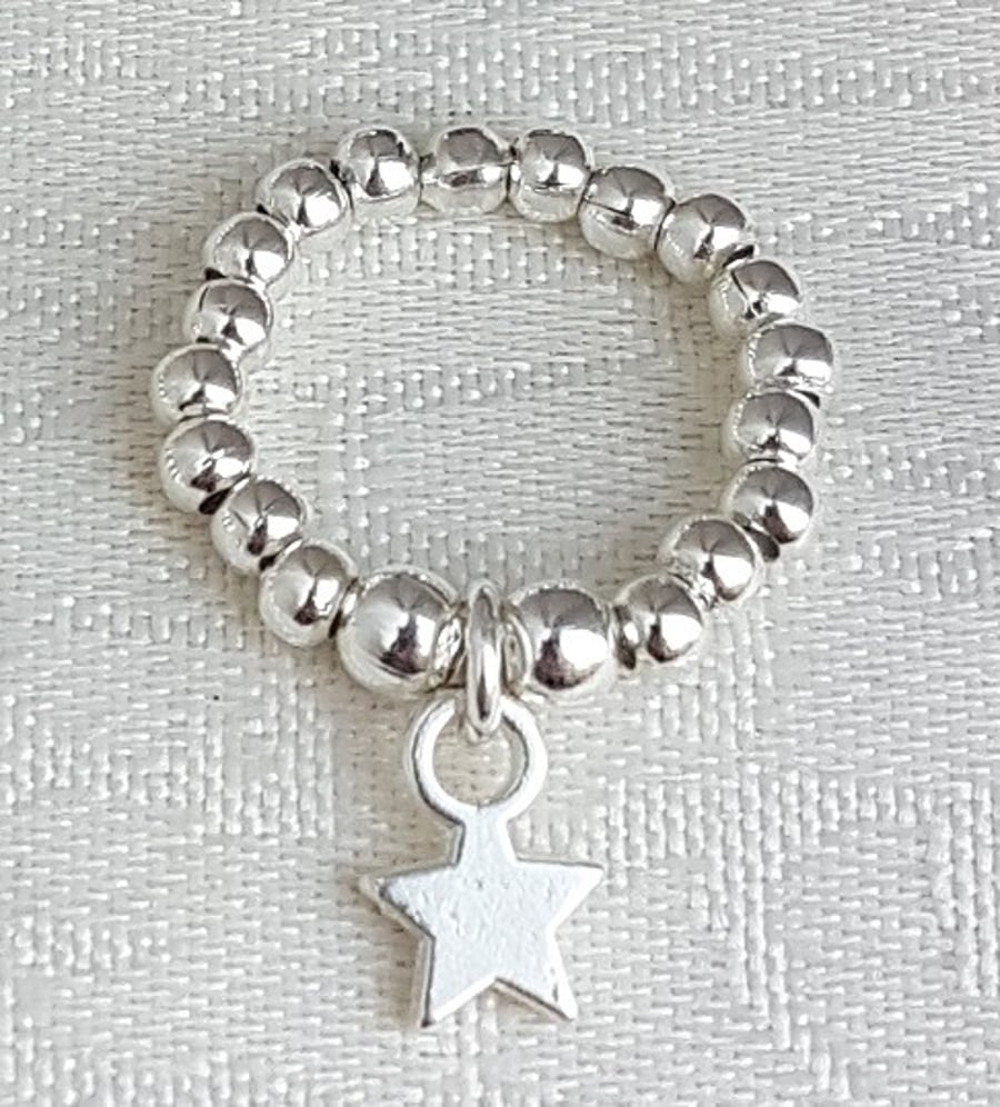 Beautiful Silver bead Star charm Ring - UK Size K 