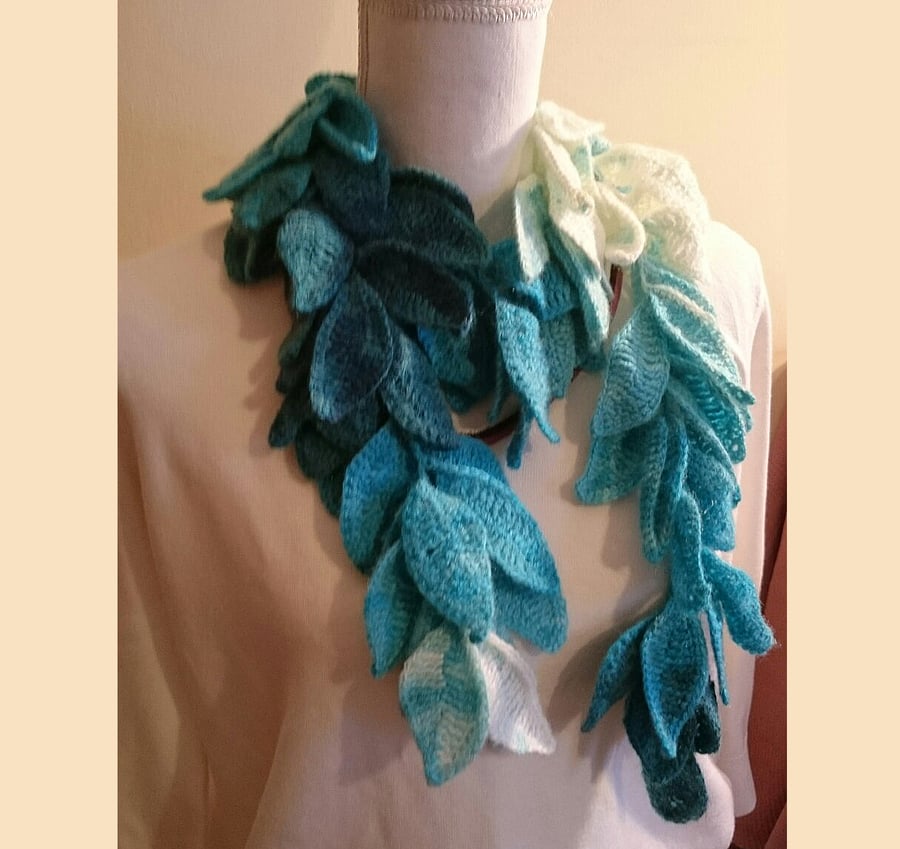 Crochet blue-white colors leafy neck wrap -shawl-garland