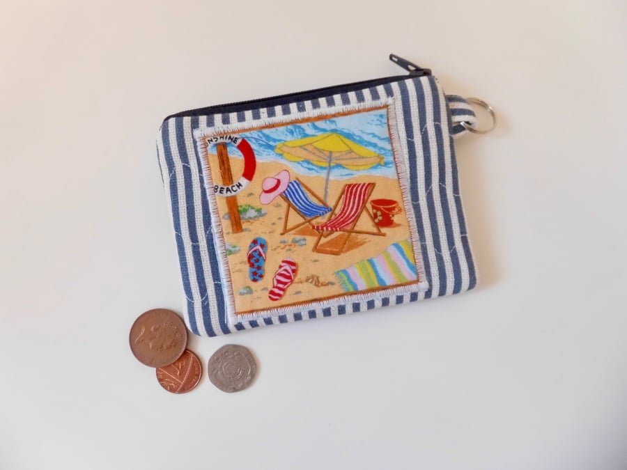 Coin purse beach holiday summer scene make up