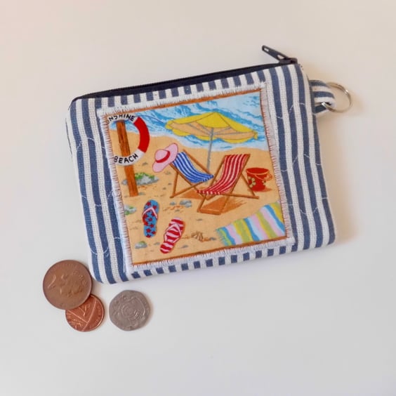 Coin purse beach holiday summer scene make up