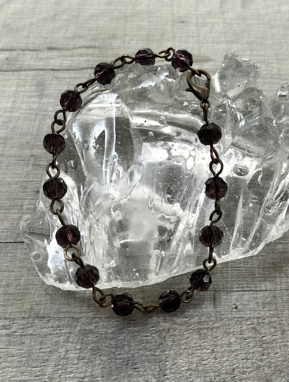 HB9 Purple beaded linked bracelet