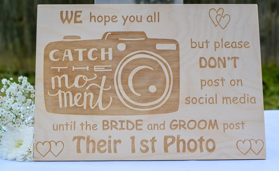 Catch The Moment Wooden Sign - Wedding Venue Decoration