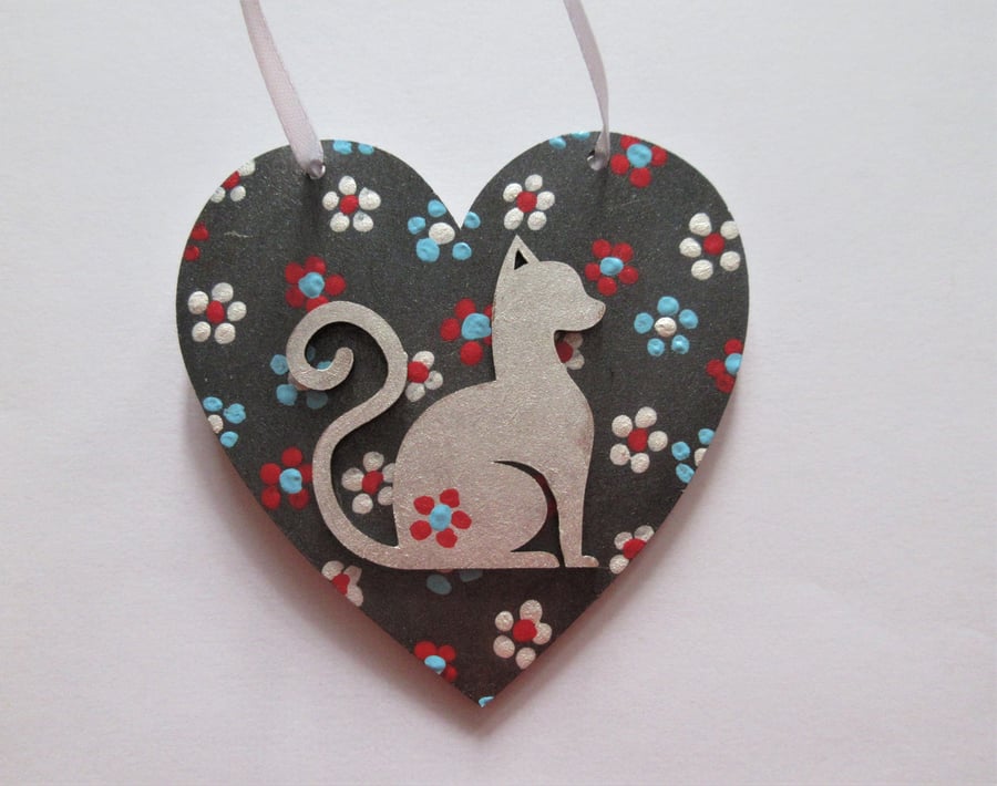 Cat Hanging Heart Decoration Hand Painted Ditsy Flowers
