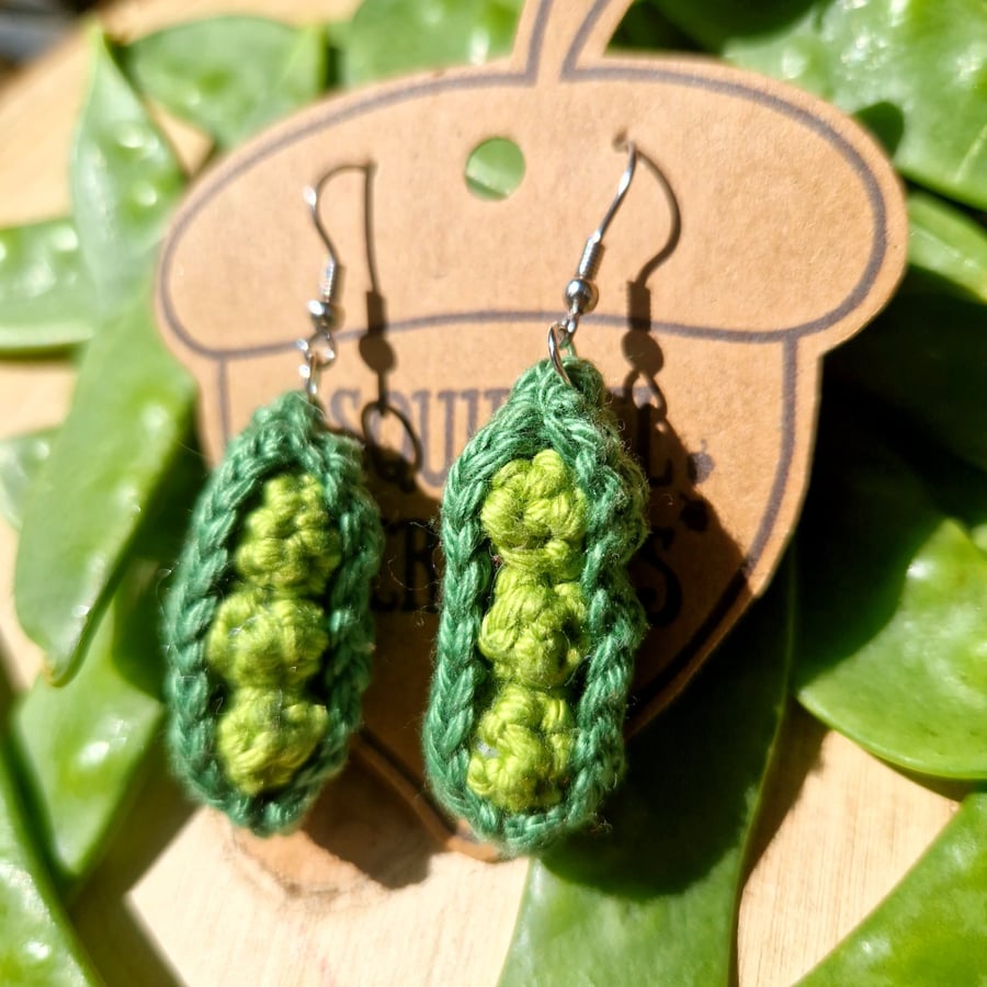 Pea pod earrings, Jewellery gift for gardener, Green jewellery, Vegetable theme