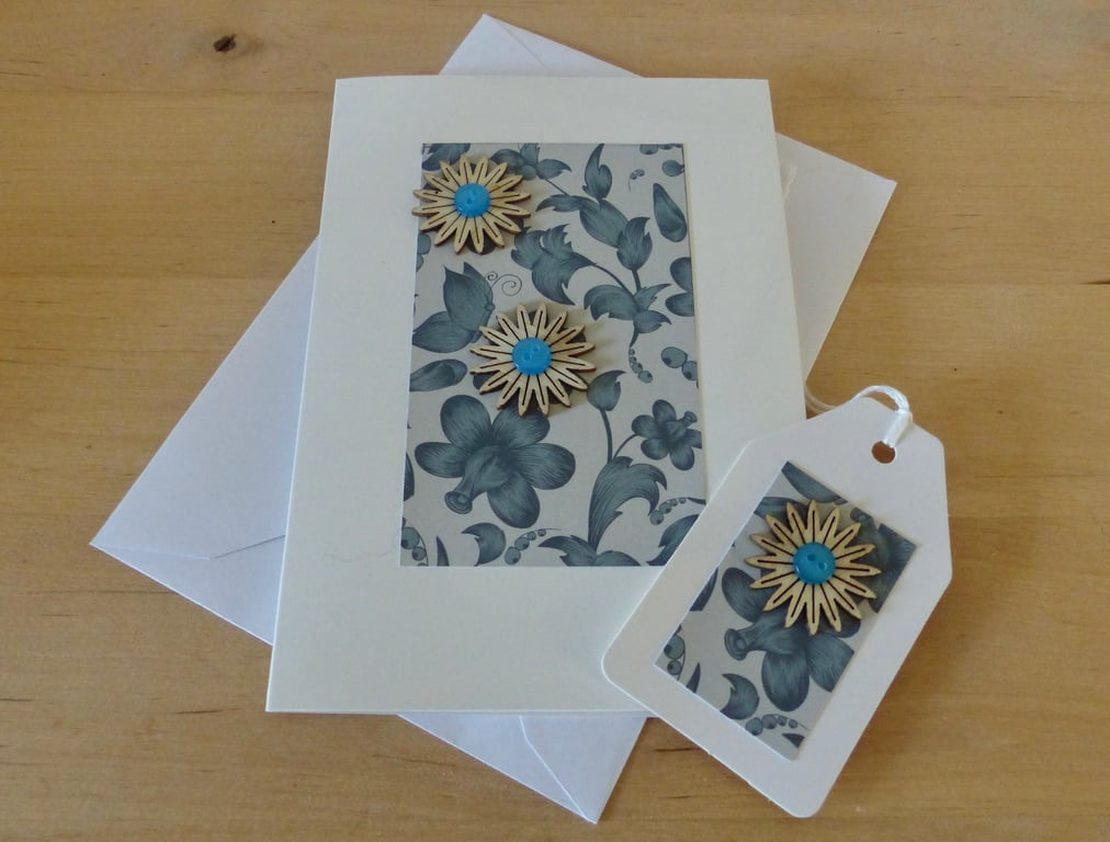 A6 Blank 'Flowers' Card & Gift Tag