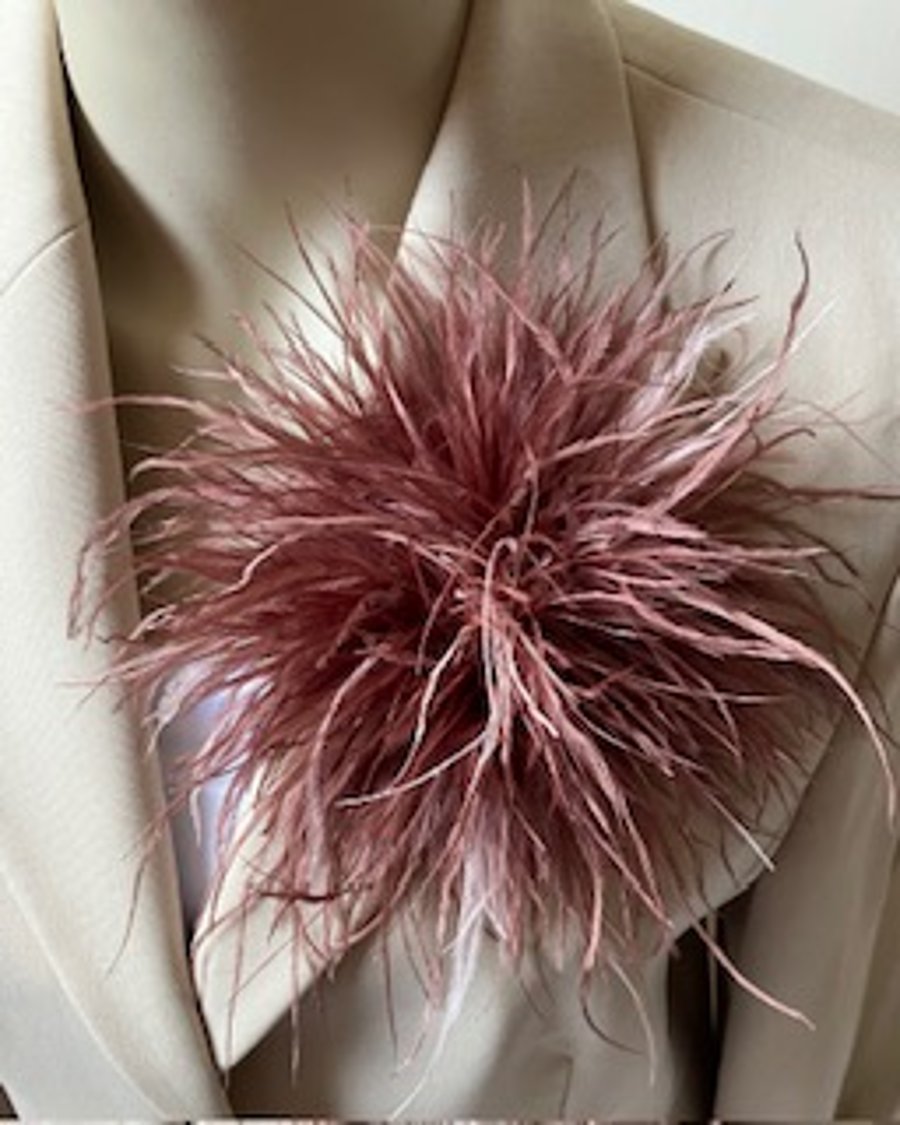Rosy Brown Mix Ostrich Feather Style Brooch - Corsage Lapel Pin - Med Size