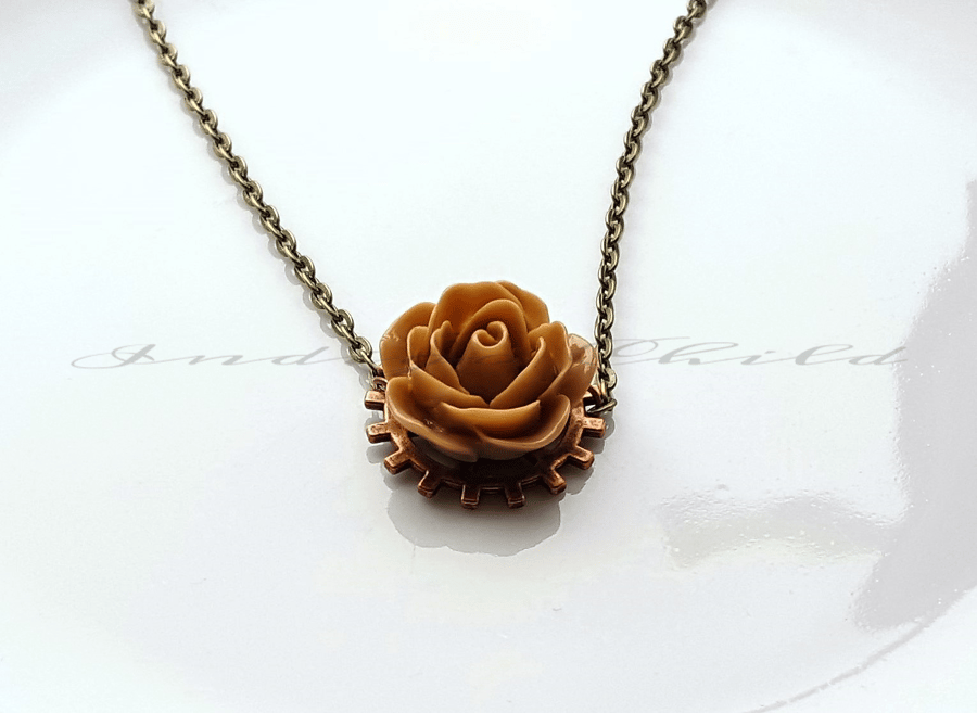 Necklace Caramel Rose Embellishment Necklace
