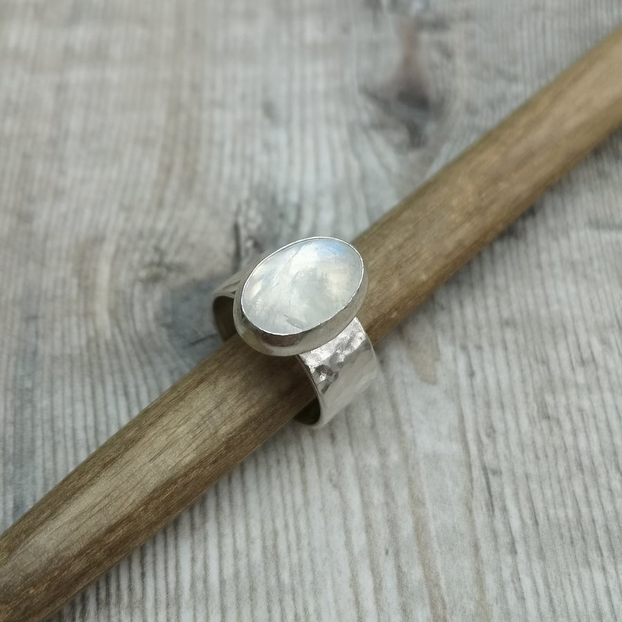 Oval Moonstone Ring with Wide Hammered Sterling Silver Ring Band - Size UK L.5