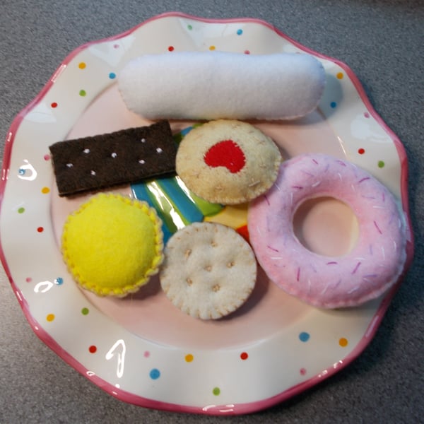 Felt Cakes and Biscuits Play Food